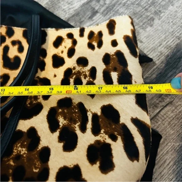 DOLCE & GABANA PONY HAIR -Leopard Print Tote Bag with Black Accents - Picture 10 of 12